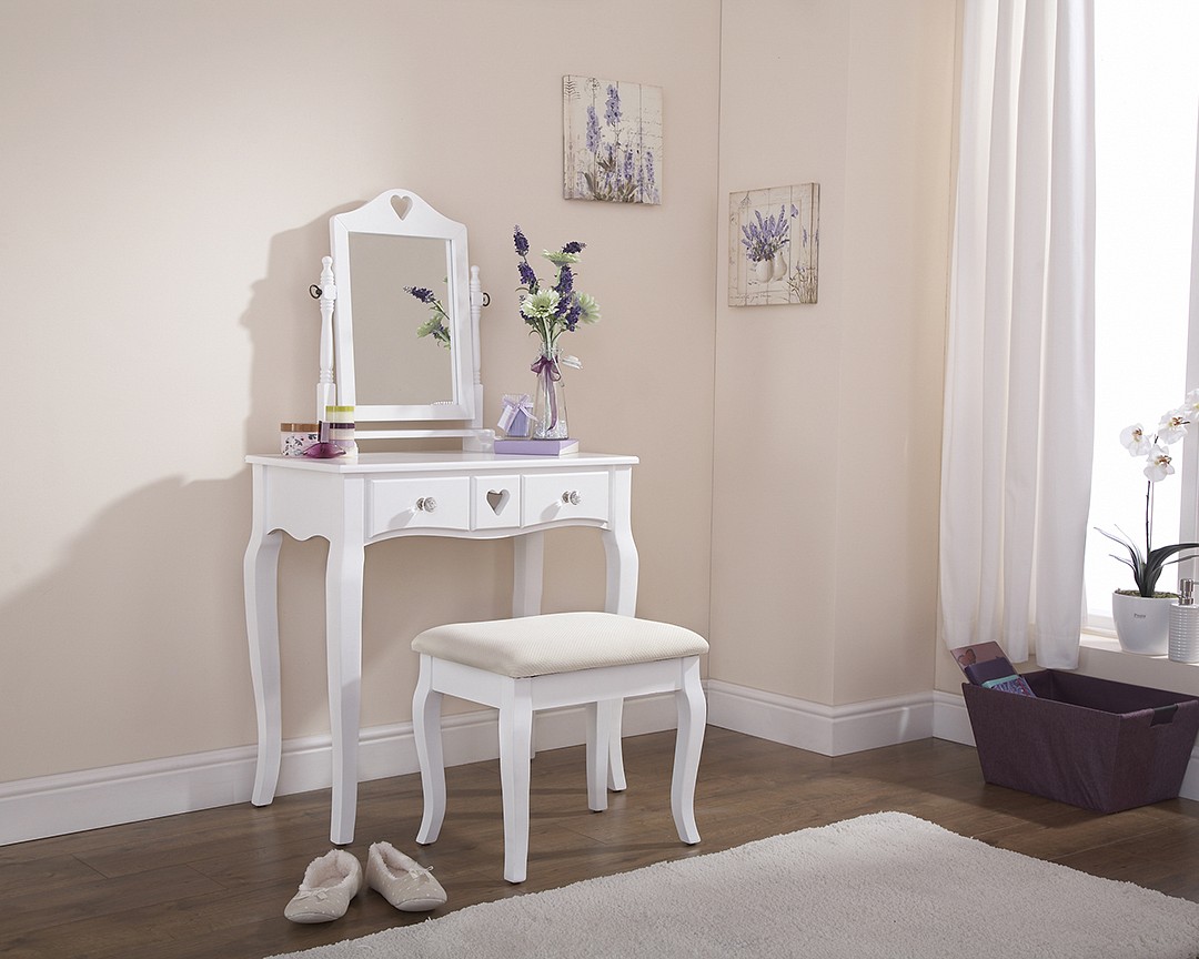 Heart Dressing Table Assembly Instructions (GFW)