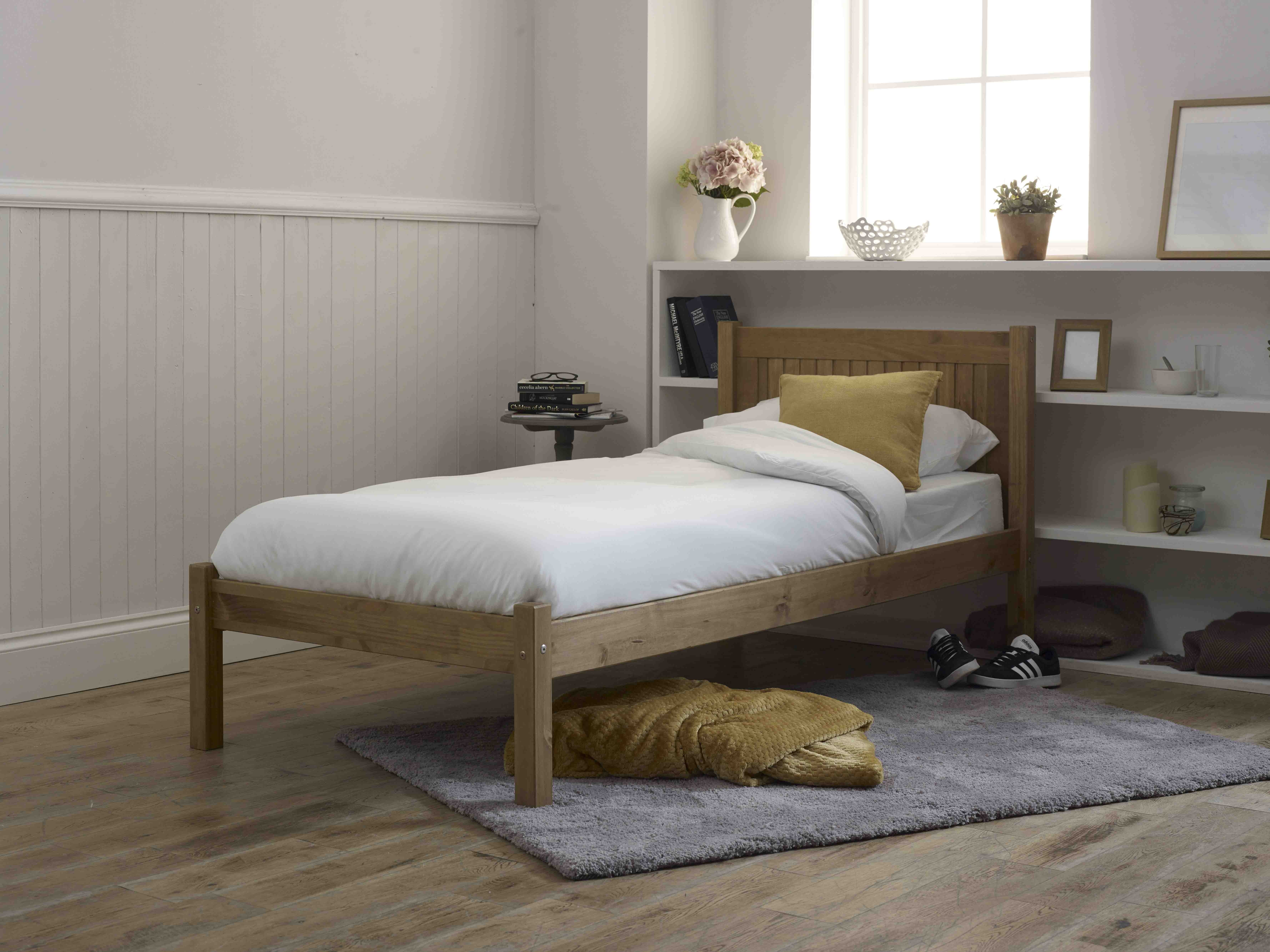 Capricorn Wooden Bed Frame Assembly Instructions (Limelight)